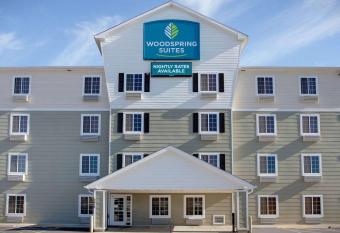 Woodspring Suites Washington DC Andrews Afb has Smoking rooms