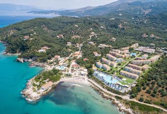 Mareblue Beach has Balcony rooms