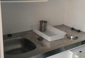 Grande maison sur 2000 m2 de terrain avec un studio amenage pour 2 personnes2 allows 18 year olds to book a room