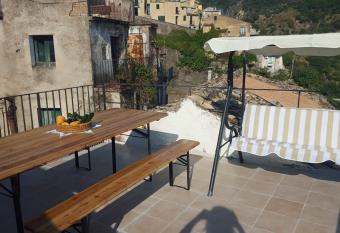 Casa Adamo Double View has Balcony rooms