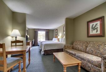 The Lodge On Lake Oconee allows 18 year olds to book a room