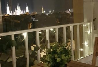 La Parada de Santo Domingo allows 18 year olds to book a room