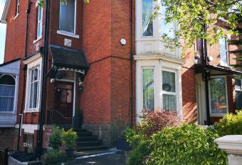 Chimneys Guest House allows 18 year olds to book a room