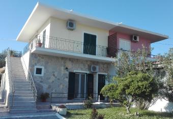 Olive house has Balcony rooms