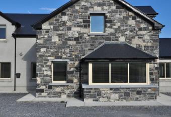 Doolin Village Accomodation allows 18 year olds to book a room