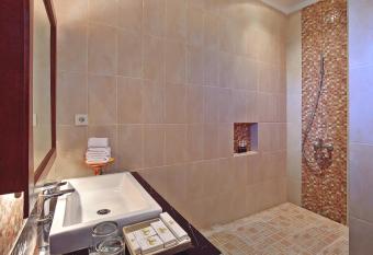 Kubu GWK Resort has Balcony rooms