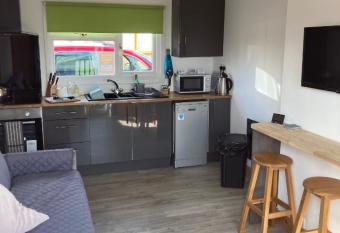 F17 Rickardos Holiday Lets has Balcony rooms