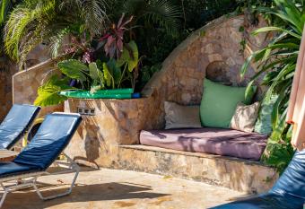 Villa Mango B&B allows 18 year olds to book a room