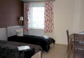 Kambari   nuoma - Rum  i  k  s SAURIDA allows 18 year olds to book a room