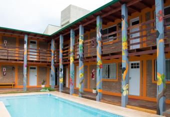 Eir   Hostel has Balcony rooms