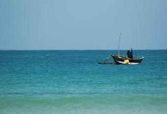 Laksiri Villa has Balcony rooms