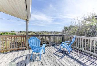 Pounds Cottage, 1 Bedroom, Sleeps 4, Ocean Front, Pet Friendly has Balcony rooms