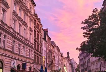 Hotel Atlanta has Balcony rooms