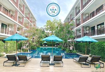 The Title West Wing By Trips Phuket - SHA Certified has Balcony rooms