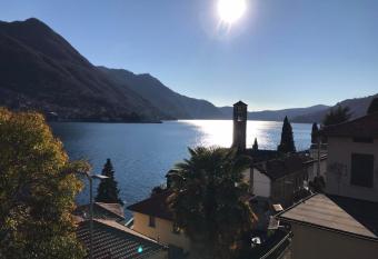 Carate 16 apartment with balcony & lake view has Balcony rooms