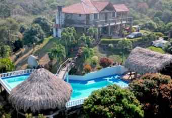 Hotel Beyonda has Balcony rooms