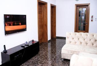 24/7 Luxury Apartment allows 18 year olds to book a room