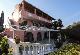 Marianna House allows 18 year olds to book a room