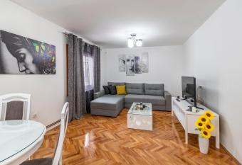 HOUSE OF SURPRISE allows 18 year olds to book a room