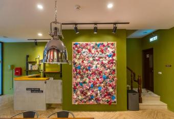 Burrhus allows 18 year olds to book a room