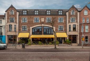 House Belfast Hotel allows 18 year olds to book a room