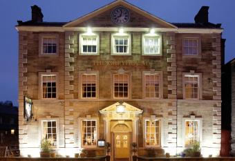 The Greyhound Hotel Cromford allows 18 year olds to book a room