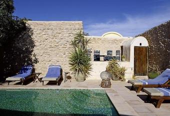 Hotel Dar Dhiafa has Balcony rooms