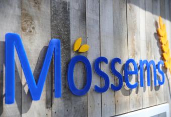 M  ssems allows 18 year olds to book a room