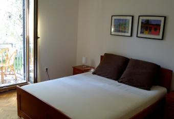 Apartments Maslina has Balcony rooms