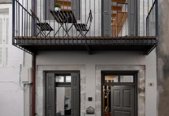 Foresteria allows 18 year olds to book a room