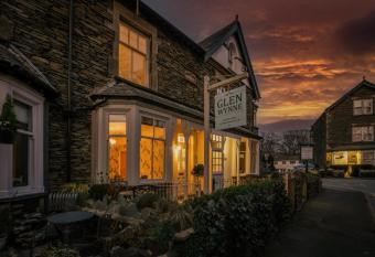 Glen Wynne - FREE off-site Health Club access with Pool, Sauna, Steam Room & Gym allows 18 year olds to book a room