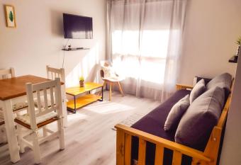 Mi casa es tu casa - PC Home allows 18 year olds to book a room