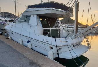 Ferretti 36   Bateau    Quai Vieux-Port Cannes Festival La Croisette has Balcony rooms