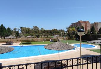 ACV - Costa Azahar II - 2   linea, planta 3, norte - 2 allows 18 year olds to book a room