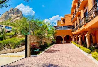 Hotel Hacienda Real has Balcony rooms
