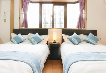 Maison Tsuha has Balcony rooms