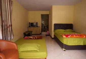 Homestay Lereng Bromo has Balcony rooms