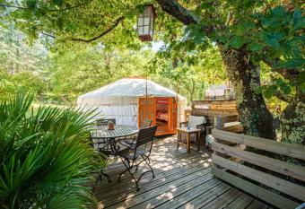 Natura Lodge has Balcony rooms