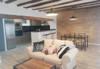 Apartamentos Dos Torres Rivendel - Con vistas a la Basilica del Pilar has Balcony rooms