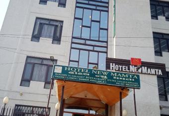 Hotel New Mamta allows 18 year olds to book a room