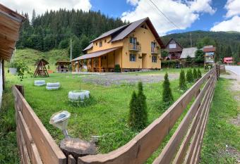 Casa Natalia Raisa Arie  eni has Balcony rooms