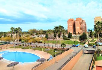 ACV - Costa Caribe I - 2   linea, planta 3, norte allows 18 year olds to book a room