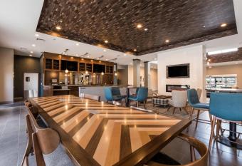 Four Points by Sheraton Elkhart allows 18 year olds to book a room