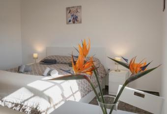 VistalRoque has Balcony rooms