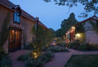 La Barboire Campagne allows 18 year olds to book a room