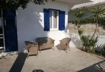 Villa centro vista mare 49 has Balcony rooms