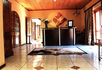 Rosenthal Guesthouse has Balcony rooms