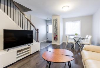 Spacious 3 Bdrm home near downtown has Balcony rooms