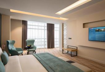 Cristal Amaken Hotel Riyadh allows 18 year olds to book a room