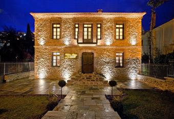 Hotel Doltso has Balcony rooms